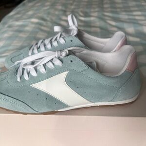 Mila Paoli Kids' Sneakers in Blue and White